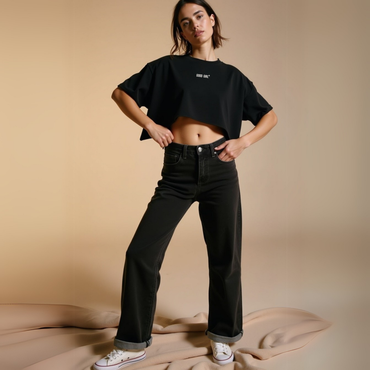 Statement Crop T-Shirt "GOOD GIRL - BAD HABITS" - Weiss