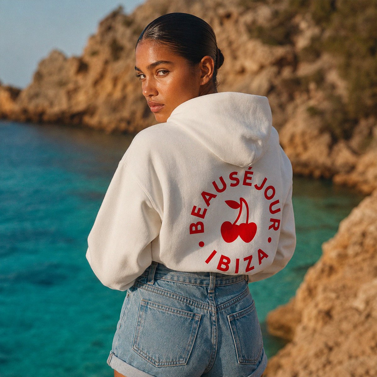 Ibiza Cercle Hoodie Weiß | Premium Bio-Baumwolle | Beauséjour®